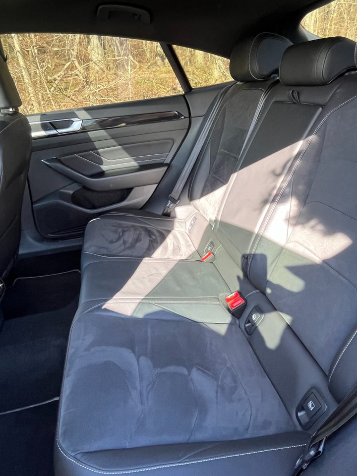 VW Arteon 2,0 TDi 150 R-line DSG 4d