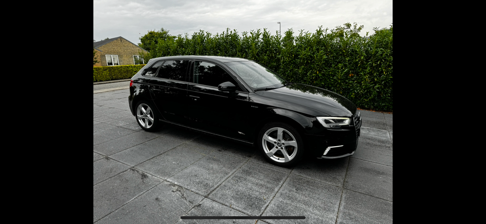 Audi A3 1,4 e-tron Sportback S-tr. 5d