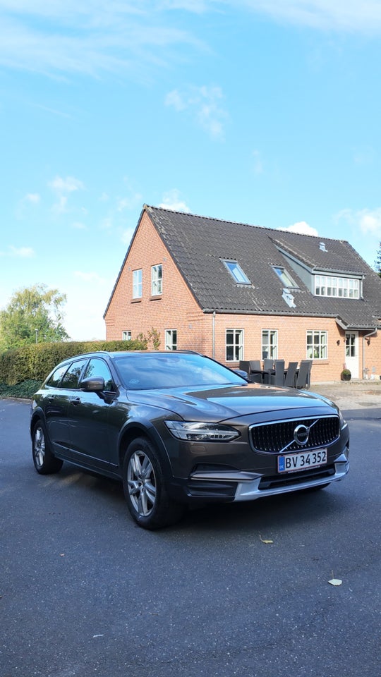 Volvo V90 CC 2,0 D4 190 aut. AWD 5d