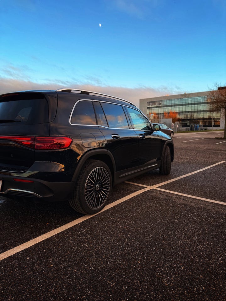 Mercedes EQB250+ AMG Line Advance Plus 5d