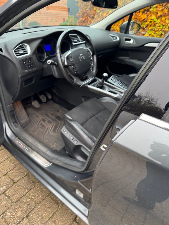 Citroën C4 1,2 PureTech 130 Exclusive 5d