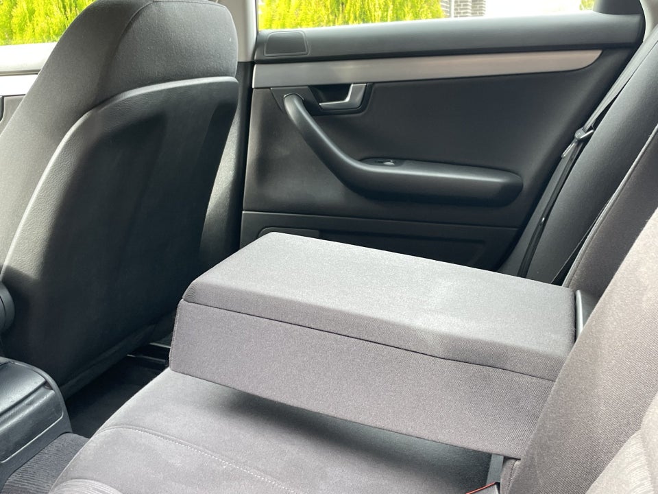 Audi A4 1,8 T 163 Avant 5d