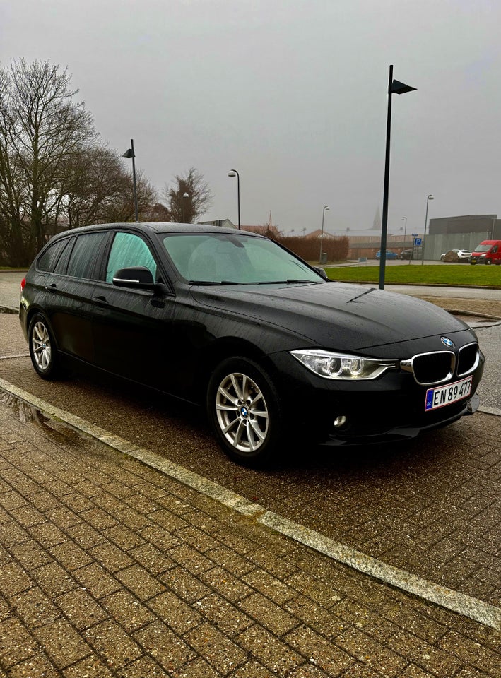 BMW 320d 2,0 Touring aut. 5d