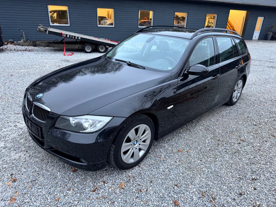 BMW 325i 2,5 Touring Van 5d