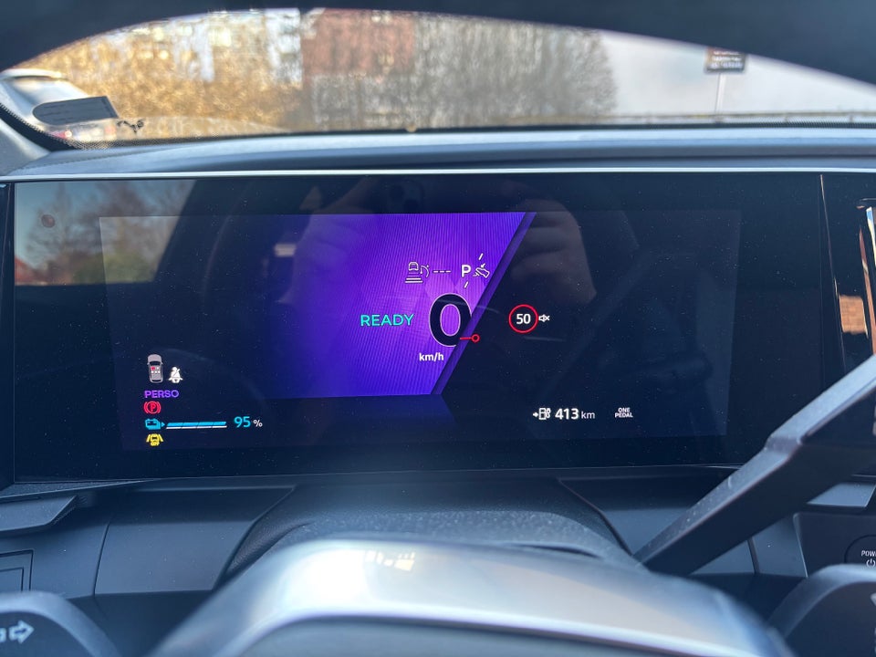 Renault Megane E-Tech 60 Techno+ 5d