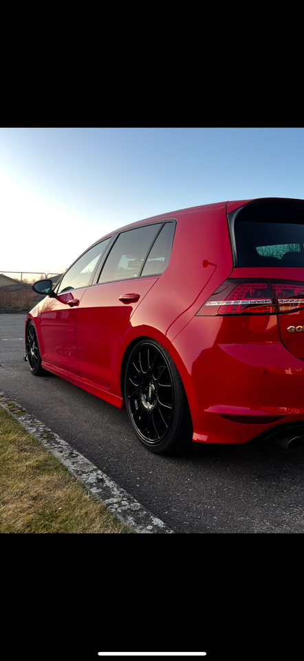 VW Golf VII 1,4 TSi 140 R-line BMT 5d