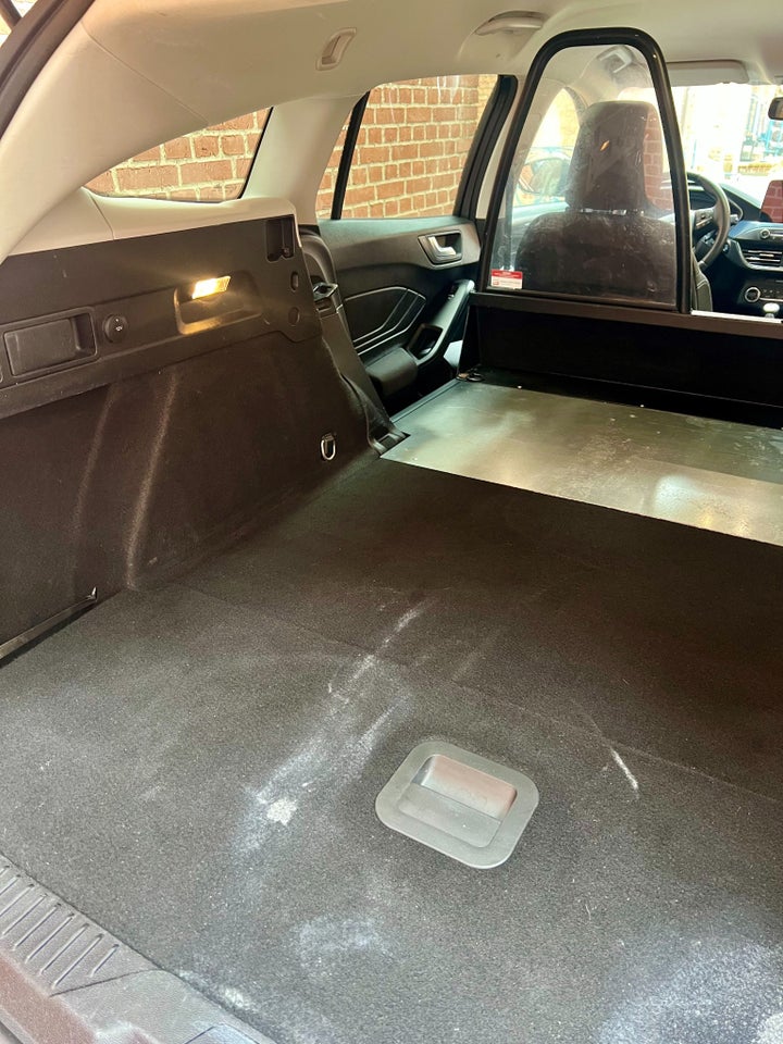 Ford Focus 1,5 EcoBlue Titanium Van 5d