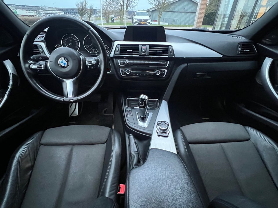 BMW 330d 3,0 Touring aut. Van 5d