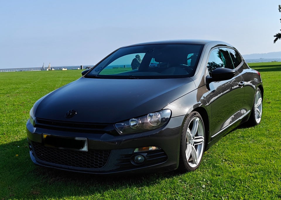 VW Scirocco 2,0 TSi 200 Sport DSG Van 3d