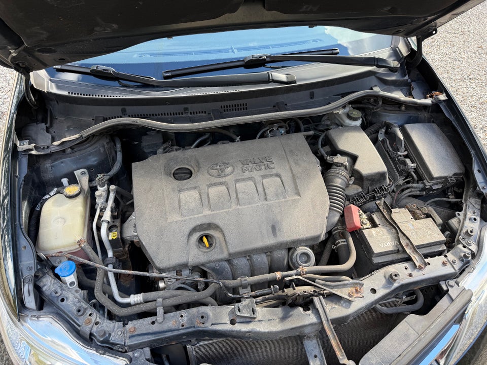 Toyota Auris 1,6 T2 5d