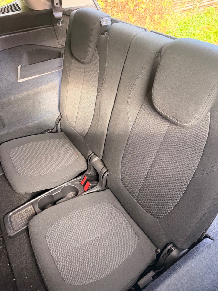 BMW 218d 2,0 Gran Tourer Advantage aut. 7prs 5d