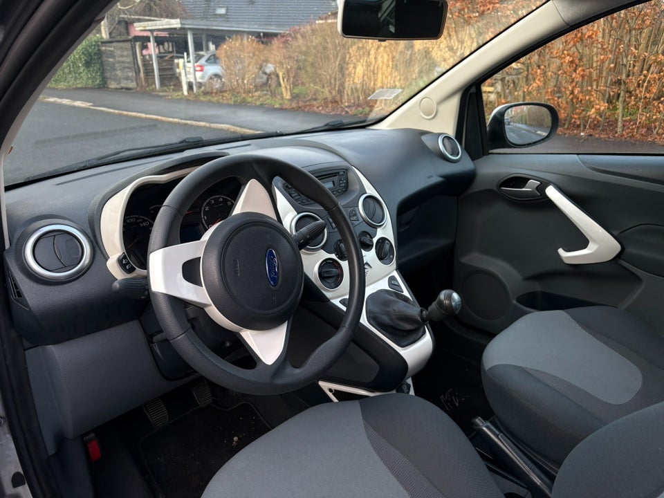 Ford Ka 1,2 Titanium 3d