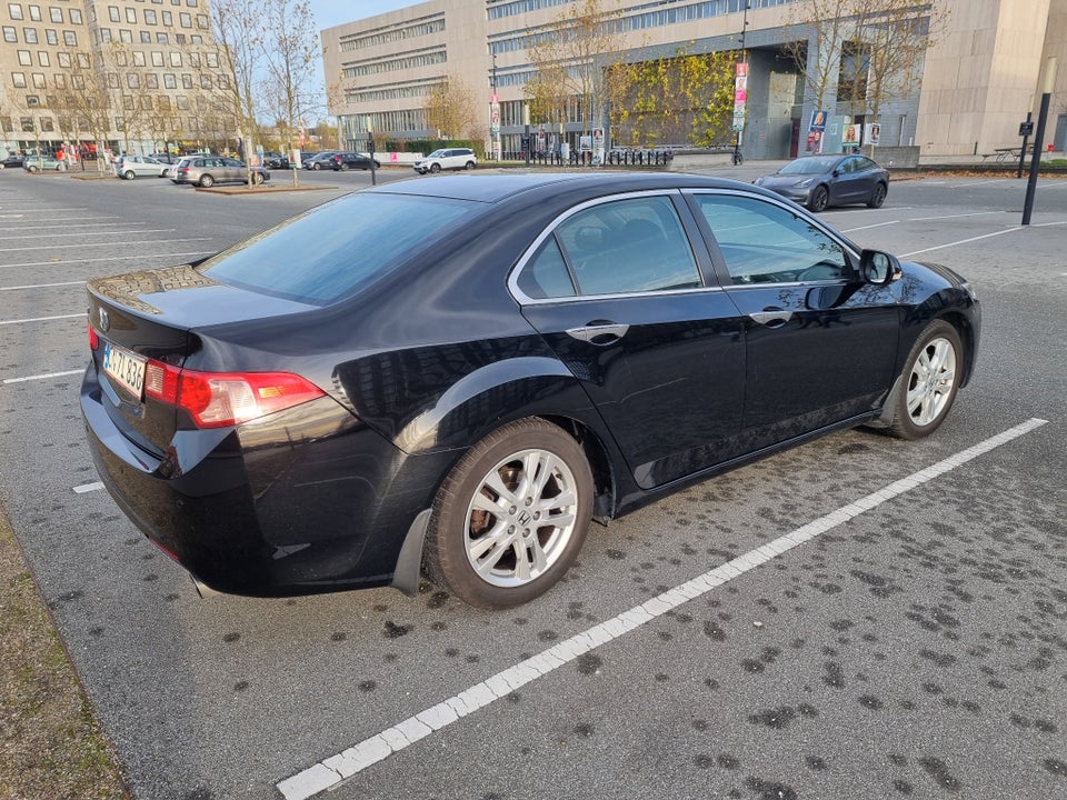 Honda Accord 2,0 Lifestyle 4d