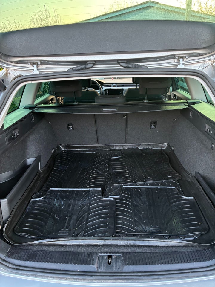 VW Passat 1,4 GTE High Variant DSG 5d