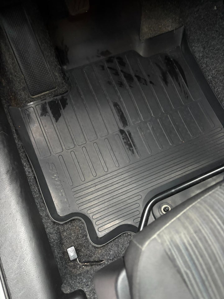 Suzuki Swift 1,2 Dualjet Fit 5d