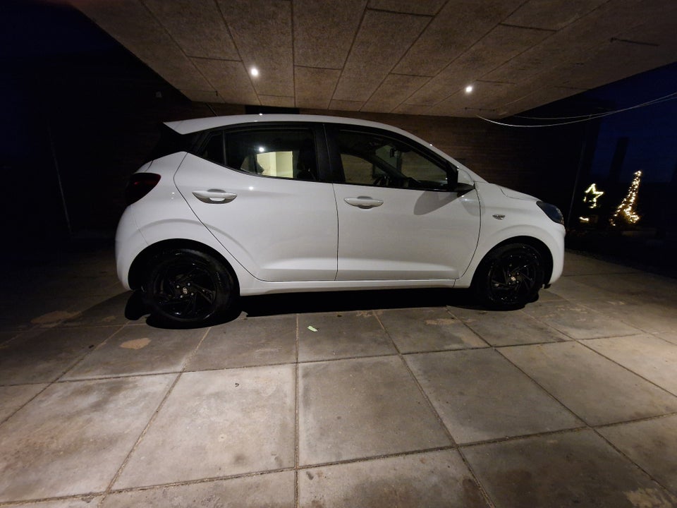 Hyundai i10 1,0 MPi Essential 5d