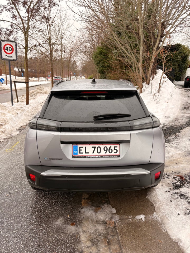 Peugeot e-2008 54 Allure 5d