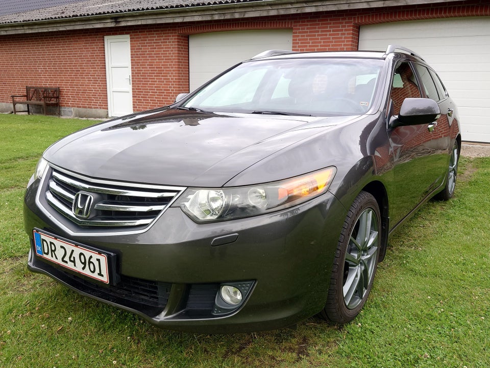 Honda Accord 2,0 Elegance Tourer 5d