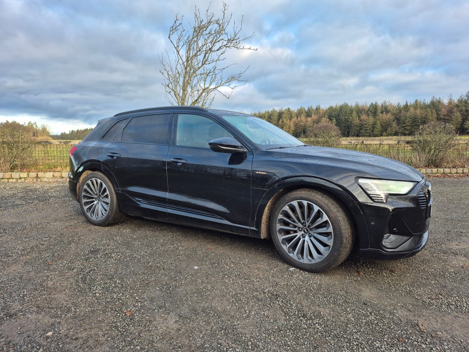 Audi e-tron 50 S-line quattro 5d