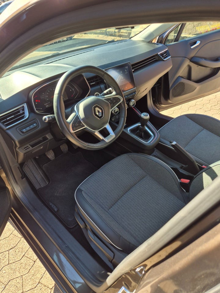 Renault Clio V 1,0 TCe 100 Intens 5d