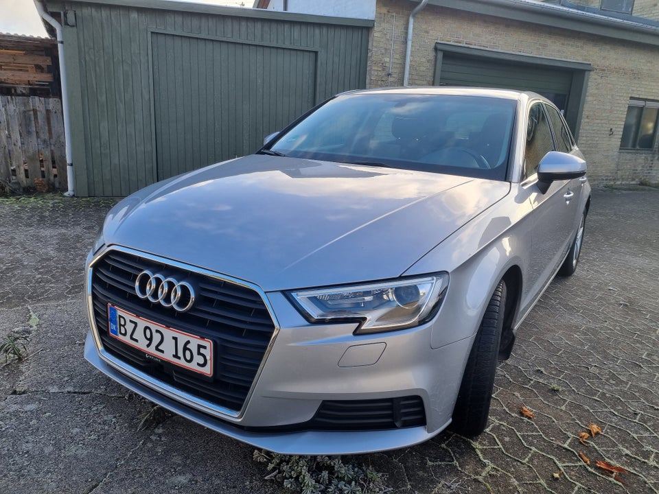 Audi A3 1,0 TFSi 116 Sportback 5d