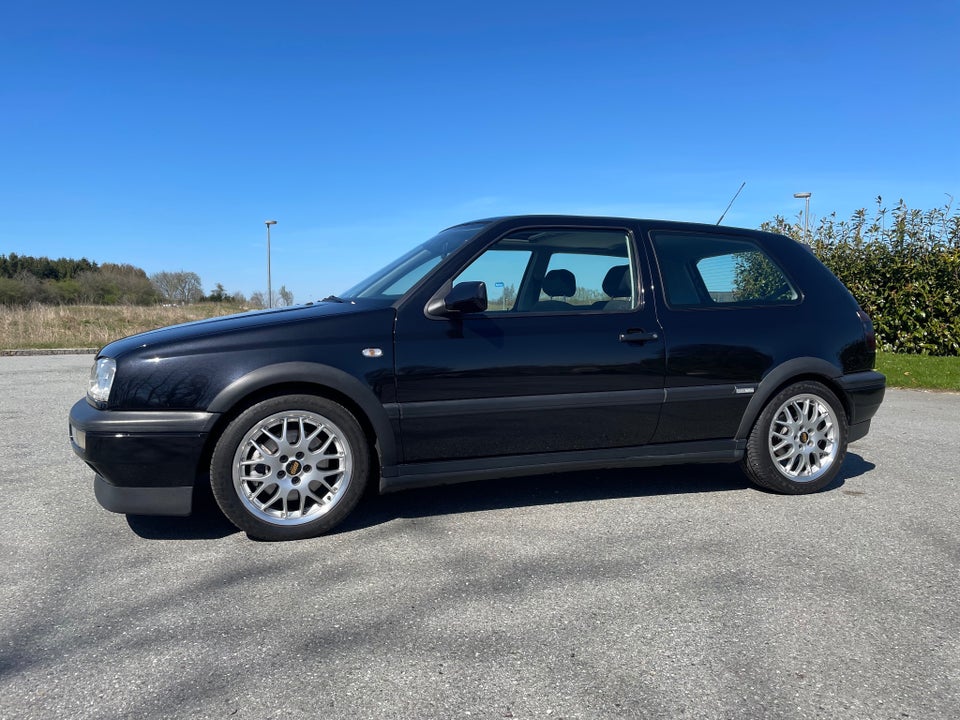 VW Golf III 2,0 GL aut. 5d