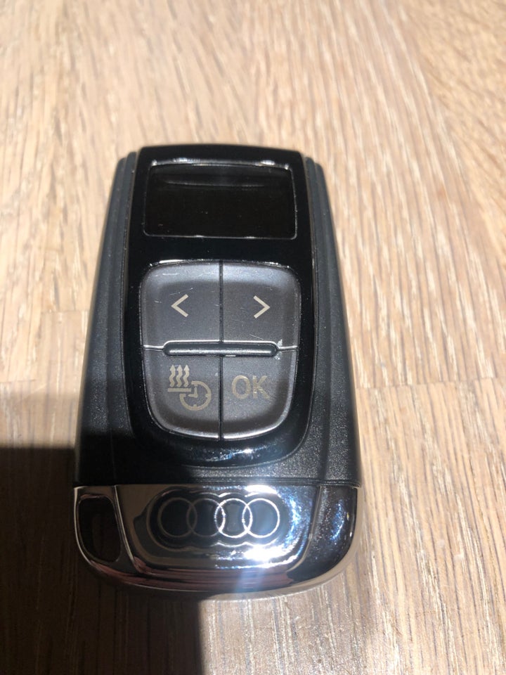 Audi A6 3,0 TDi 326 Competition quattro Tiptr. 4d