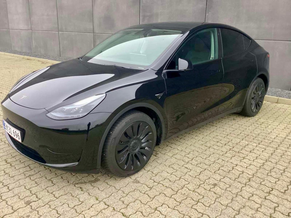Tesla Model Y RWD 5d