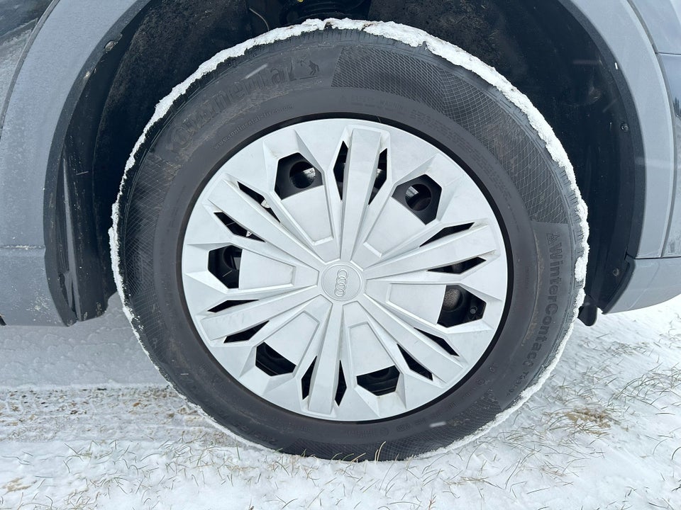 Audi Q3 45 TFSi e Attitude plus S-tr. 5d