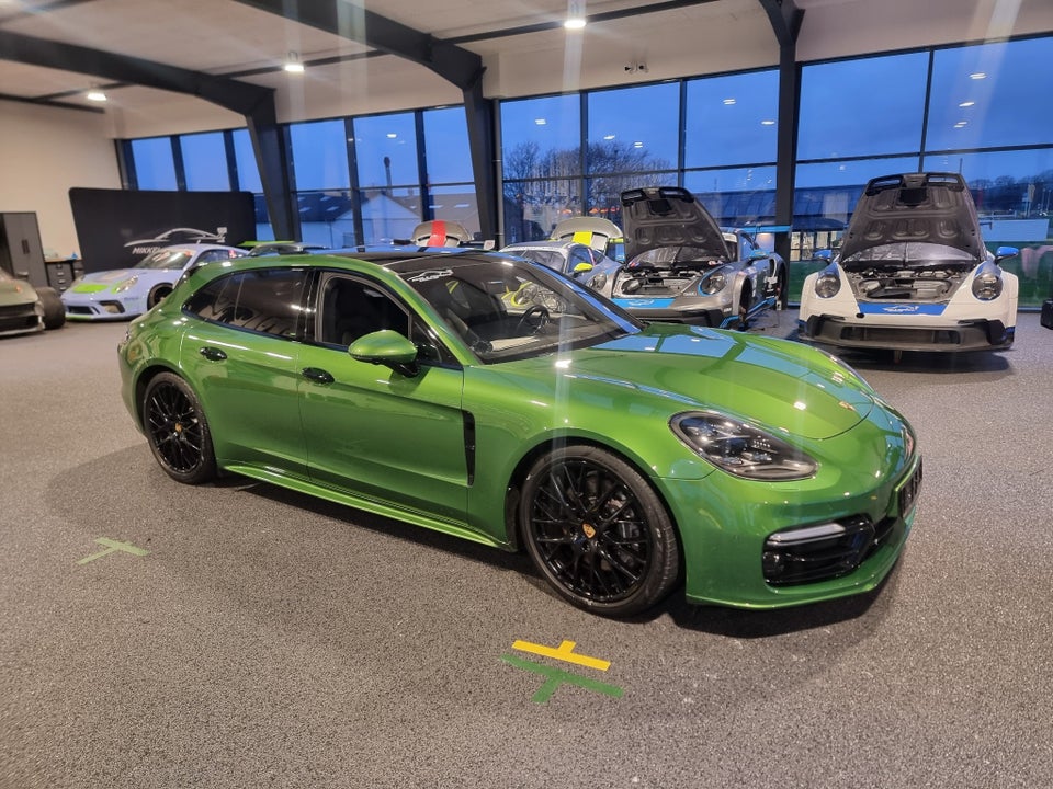 Porsche Panamera 4 2,9 E-Hybrid Sport Turismo PDK 5d