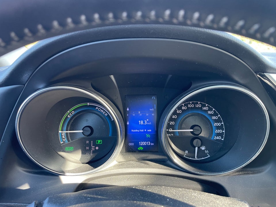 Toyota Auris 1,8 Hybrid H4 Touring Sports CVT 5d