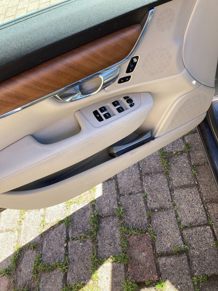 Volvo S90 2,0 T5 254 Inscription aut. 4d