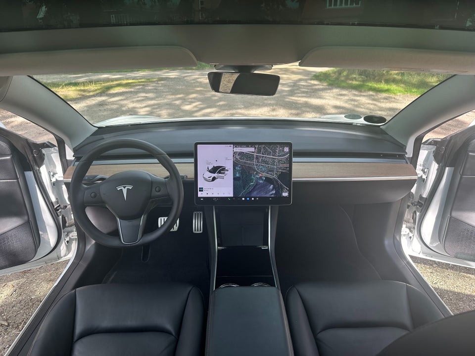 Tesla Model 3 Performance AWD 4d