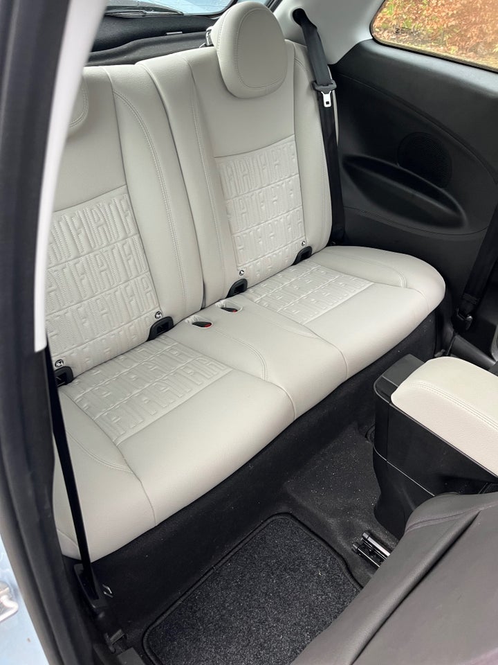 Fiat 500e 42 la Prima 3d