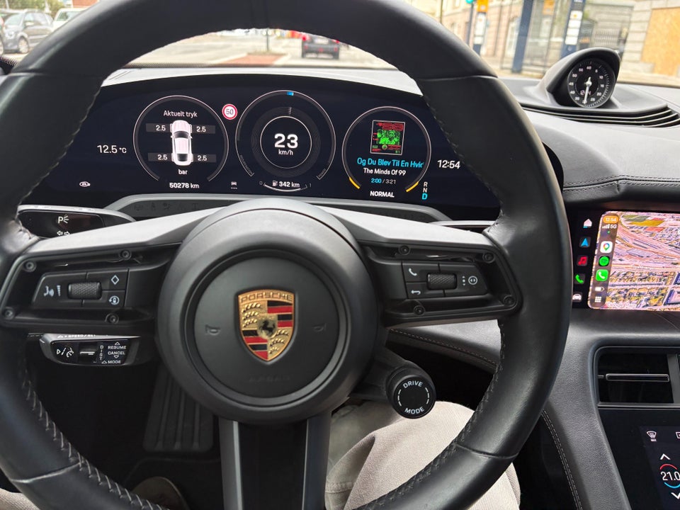 Porsche Taycan 4S Performance+ 4d