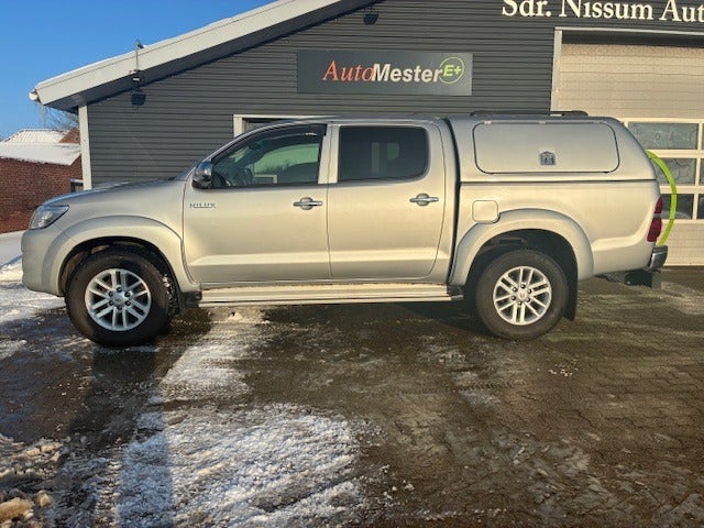 Toyota HiLux 3,0 D-4D Db.Kab aut. 4x4 T4 4d