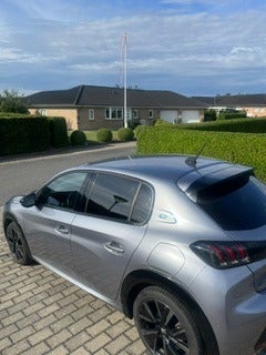 Peugeot e-208 50 GT 5d