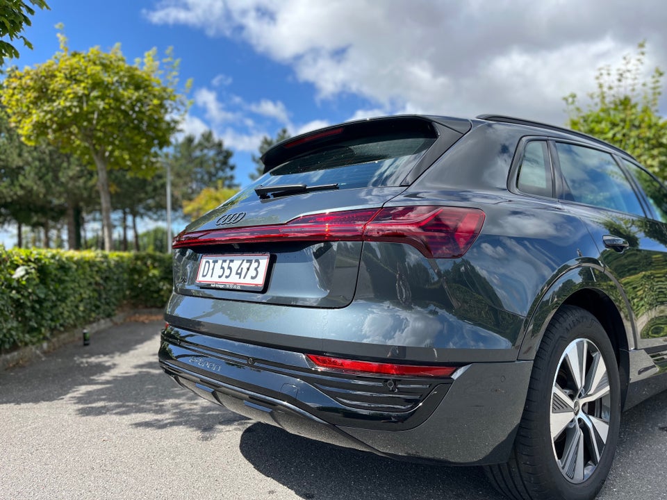 Audi Q8 e-tron 50 Prestige quattro 5d