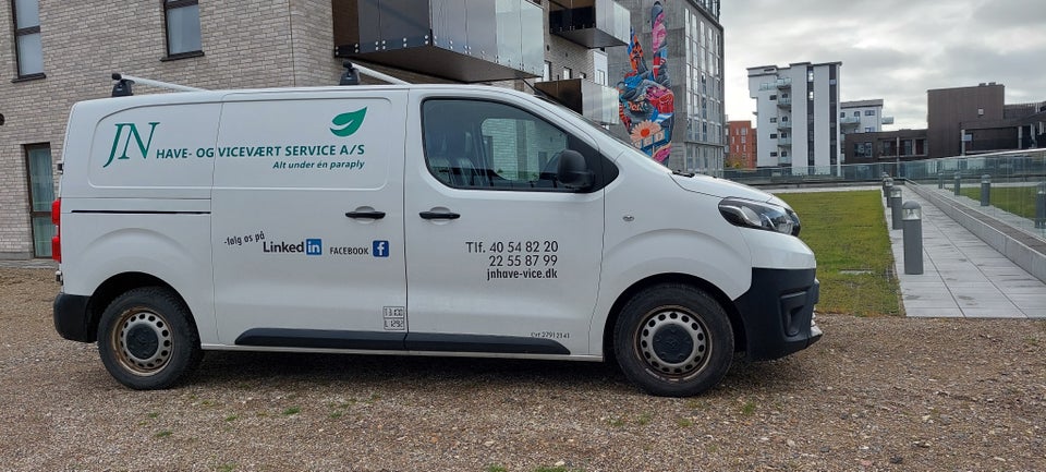 Toyota ProAce 2,0 D 120 Medium Comfort 5d