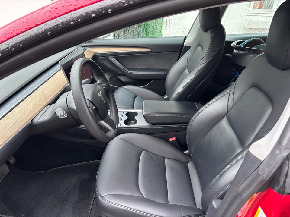 Tesla Model 3 Long Range AWD 4d