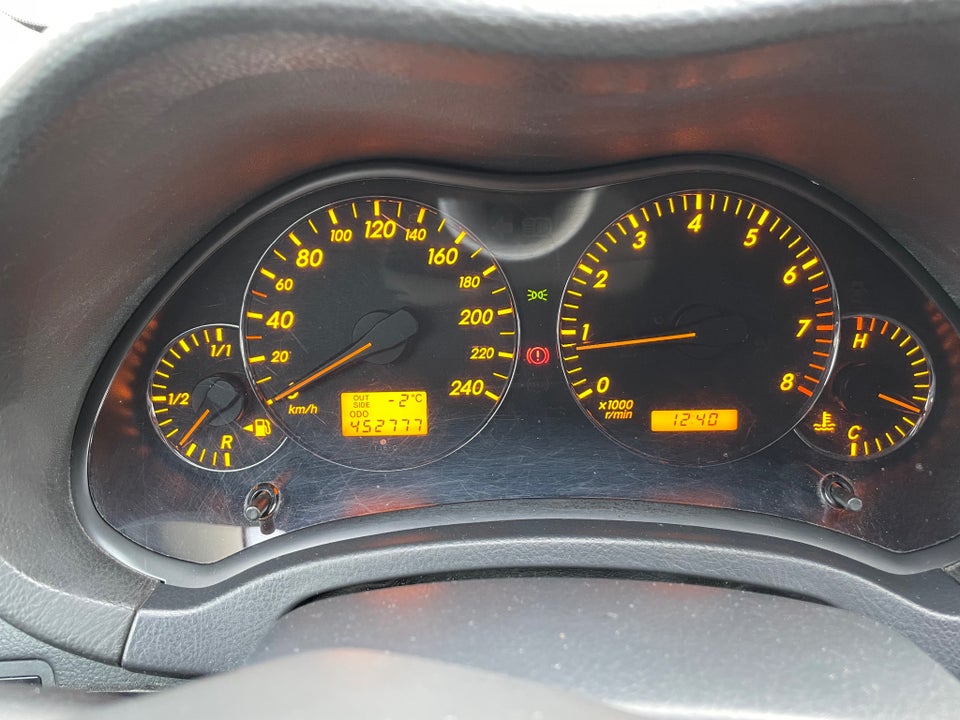 Toyota Avensis 1,8 VVT-i Sol stc. 5d