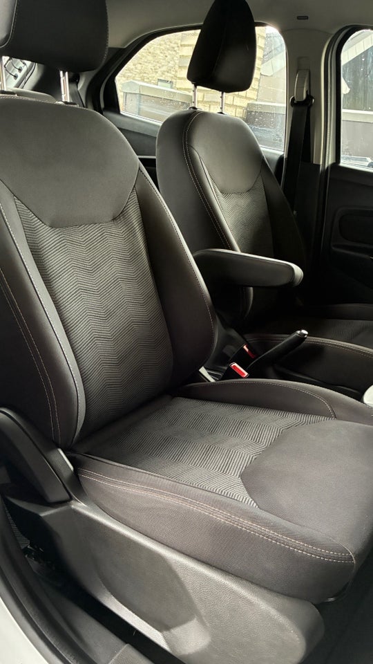 Ford Ka+ 1,2 Ultimate 5d