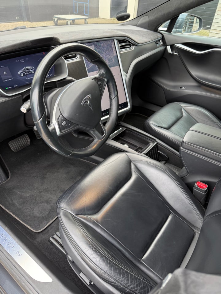 Tesla Model S 75 5d