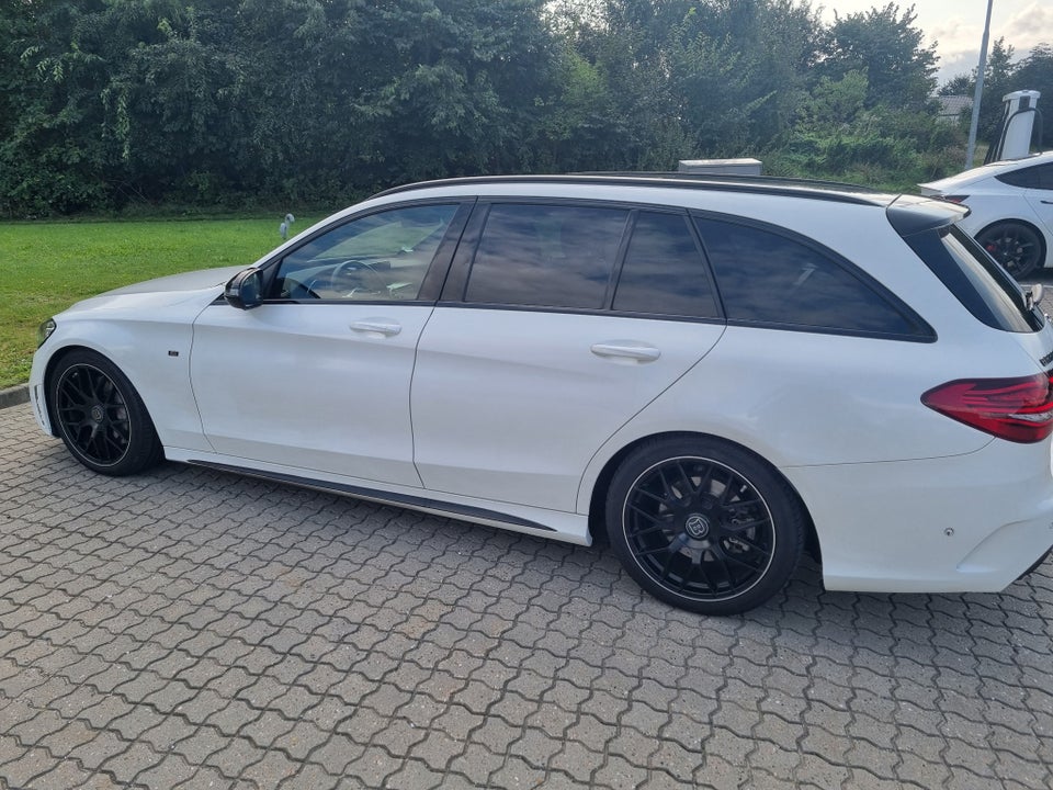 Mercedes C300 de 2,0 AMG Line Night Edition stc. aut. 5d