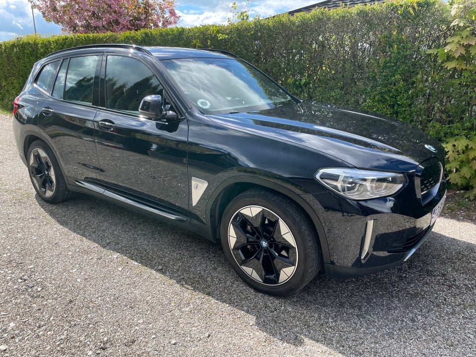 BMW iX3 Charged Impressive 5d