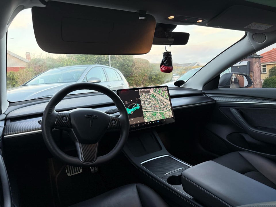 Tesla Model 3 Long Range AWD 4d