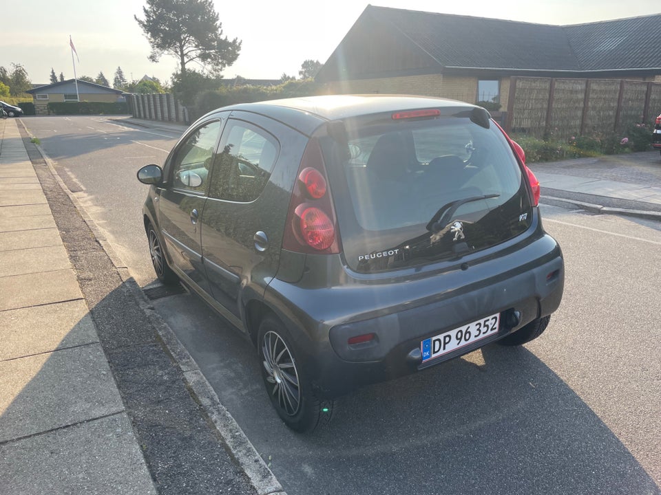 Peugeot 107 1,0 Trendy 5d