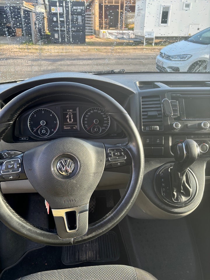 VW Transporter 2,0 TDi 140 Kassevogn DSG lang