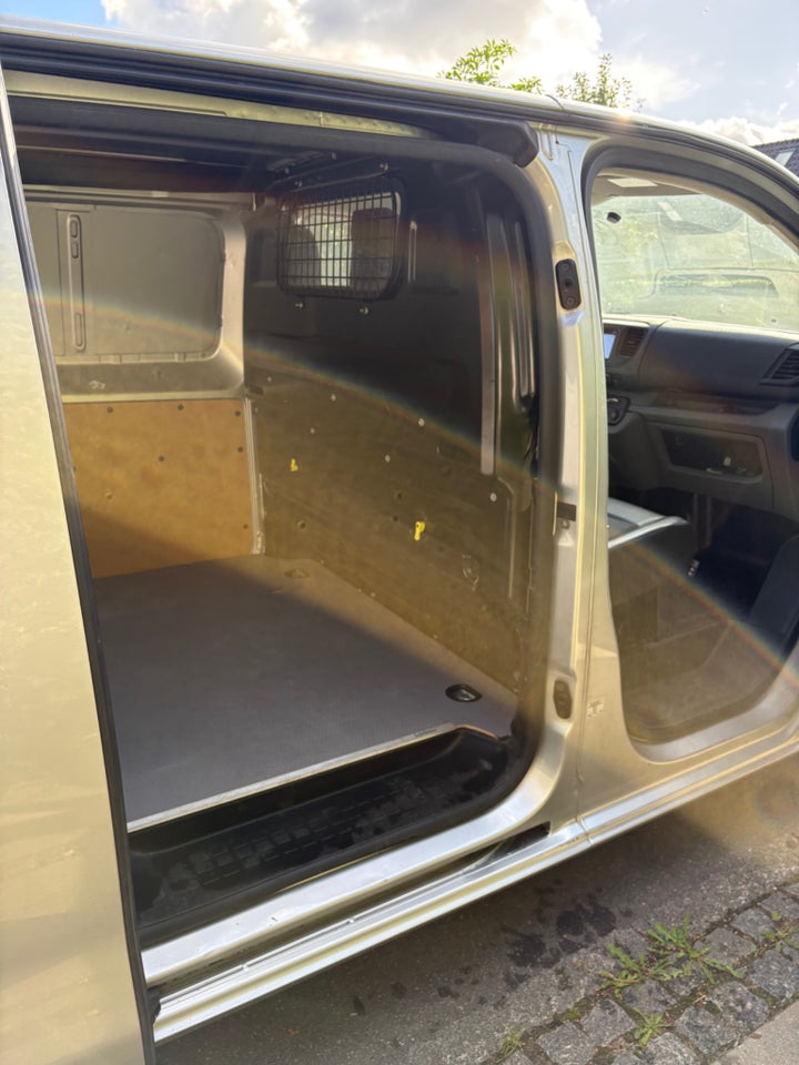Toyota ProAce 1,6 D 115 Medium Comfort 5d