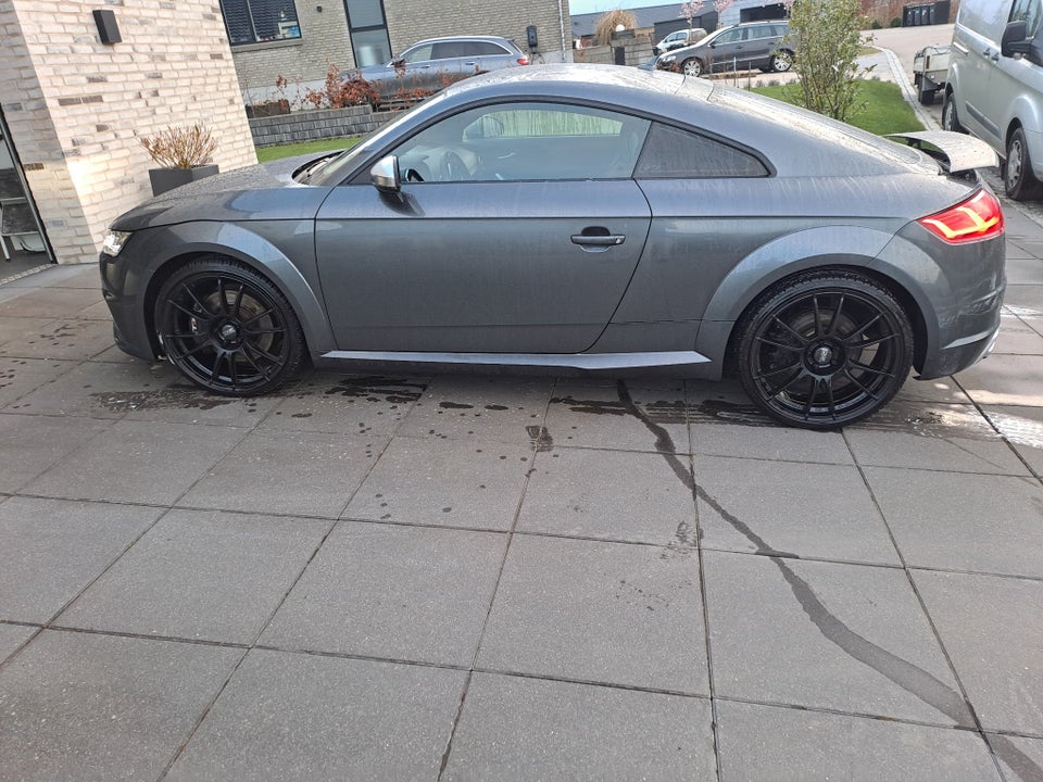 Audi TTS 2,0 TFSi Coupé quattro S-tr. 2d